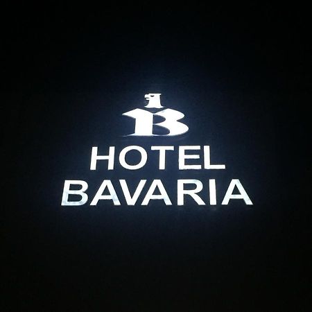 Hotel Bavaria Prishtine Bagian luar foto