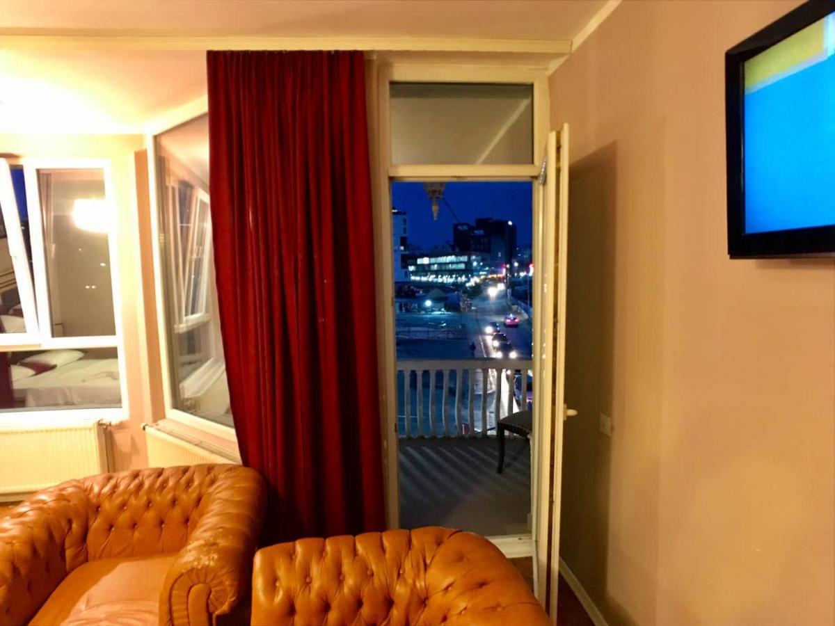 Hotel Bavaria Prishtine Bagian luar foto